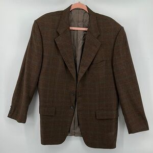 Corneliani Brown Sport Coat with Notched Lapel and Structured Shoulders Size 48L